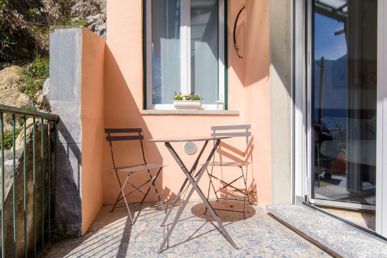 Al Pontile - The House Of Travelers Villa Sala Comacina Exterior photo
